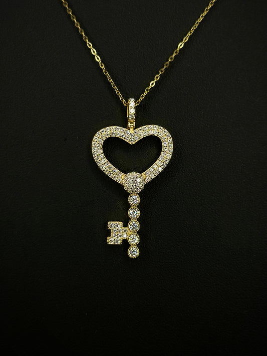 Key to Heart VVS1 Moissanite Pendant + Chain