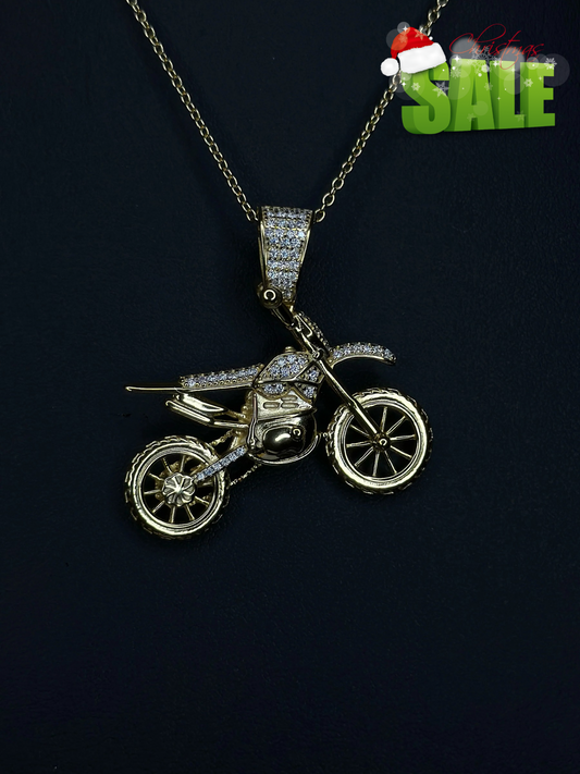 Pendant de Motora Con Piedras VVS1 Moissanite + Cadena