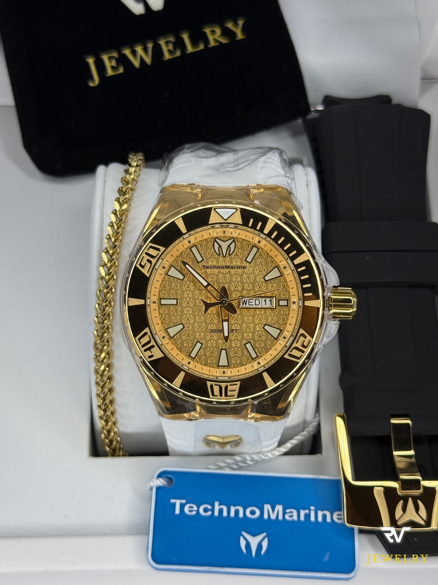 TechnoMarine Cruise Monogram Gold 46mm (Men)