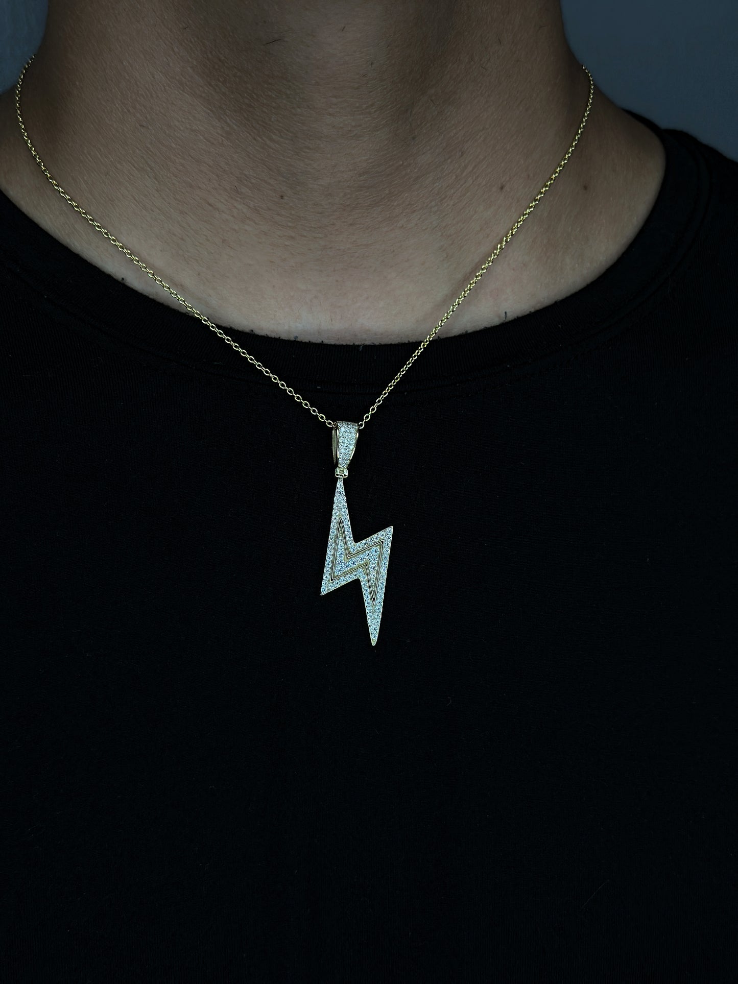 Golden Lightning VVS1 Moissanite Pendant + Chain