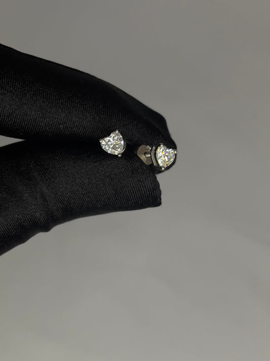 Heart Display VVS1 Moissanite Silver