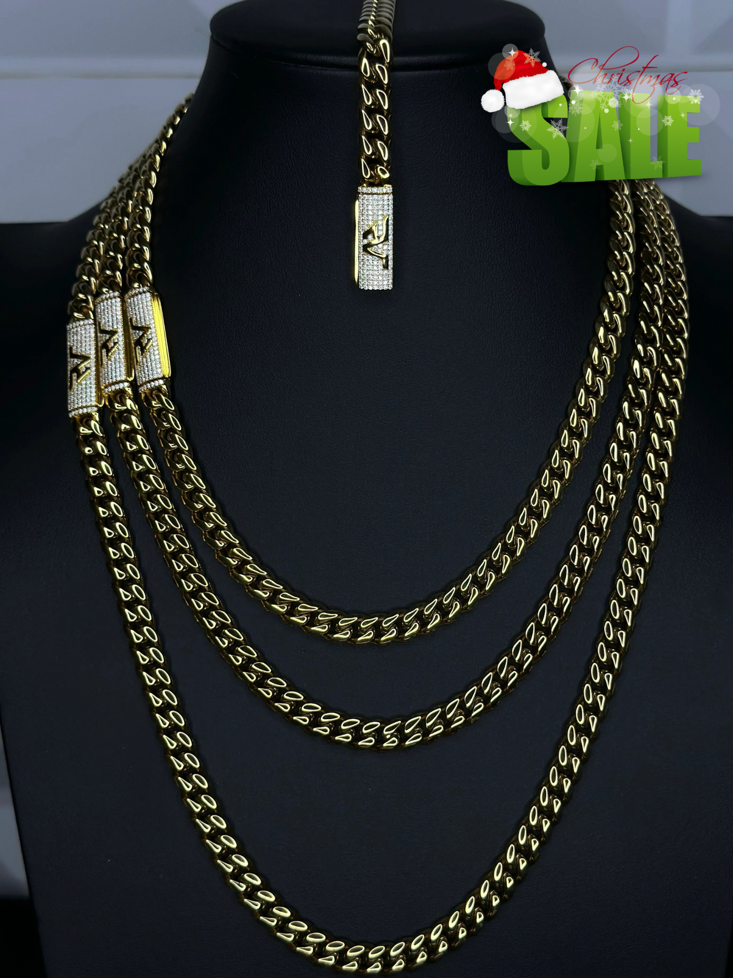 Set de Cadena y Pulsera Cubana Dorada Cierre VVS1 Moissanite 8mm