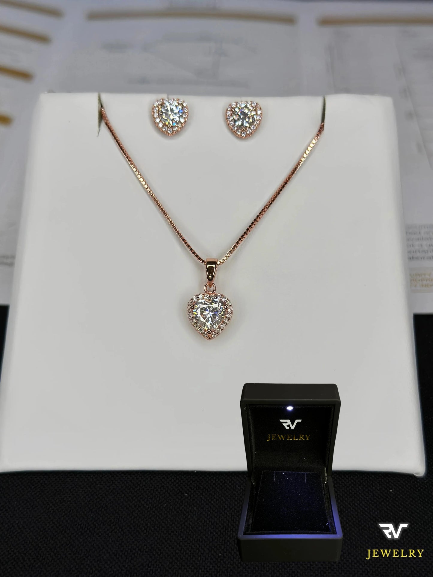 Set de Cadena y Pantallas de Corazón Con Piedras VVS1 Moissanite Rose Gold